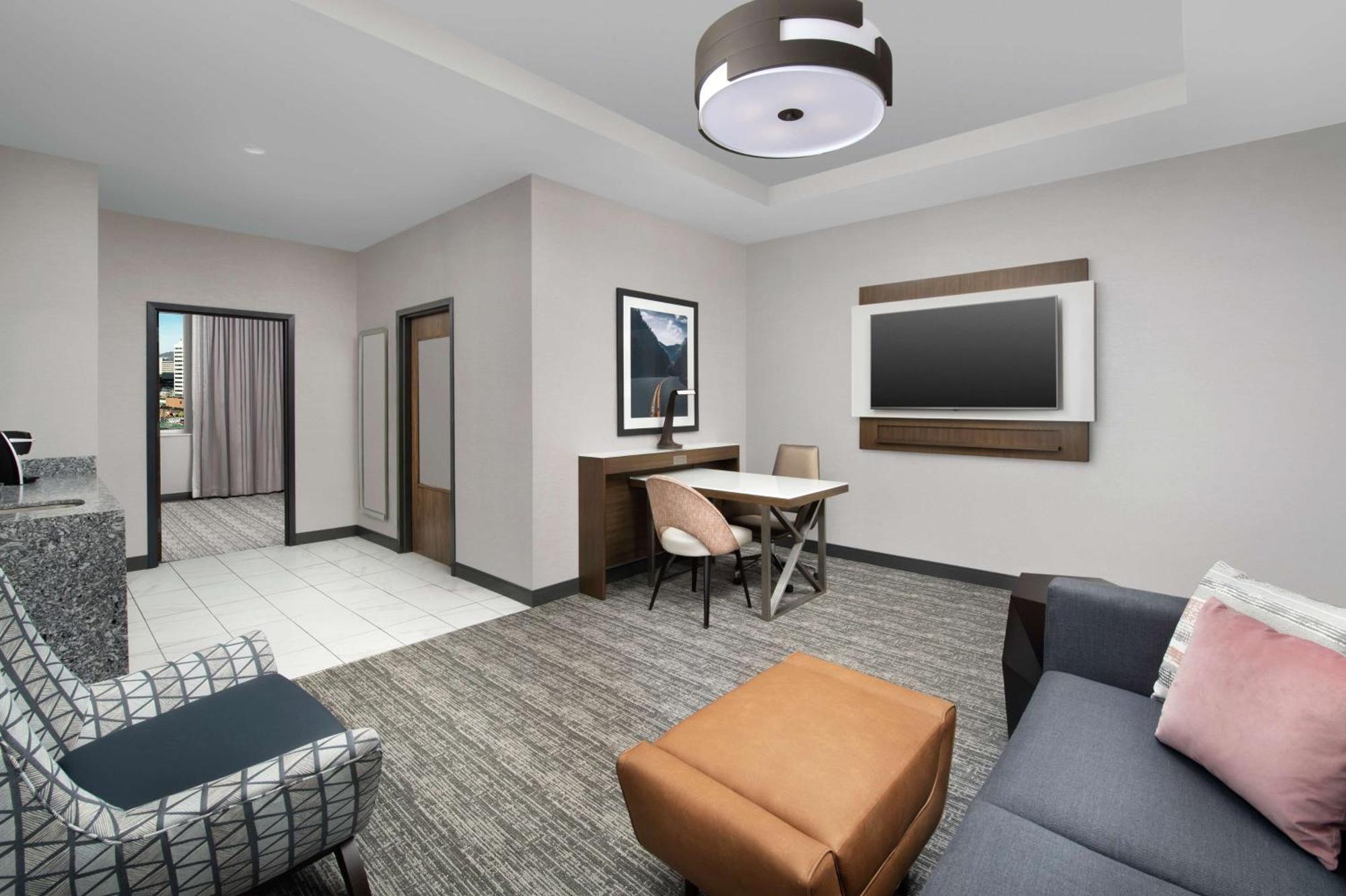 Embassy Suites By Hilton Knoxville Downtown Dış mekan fotoğraf