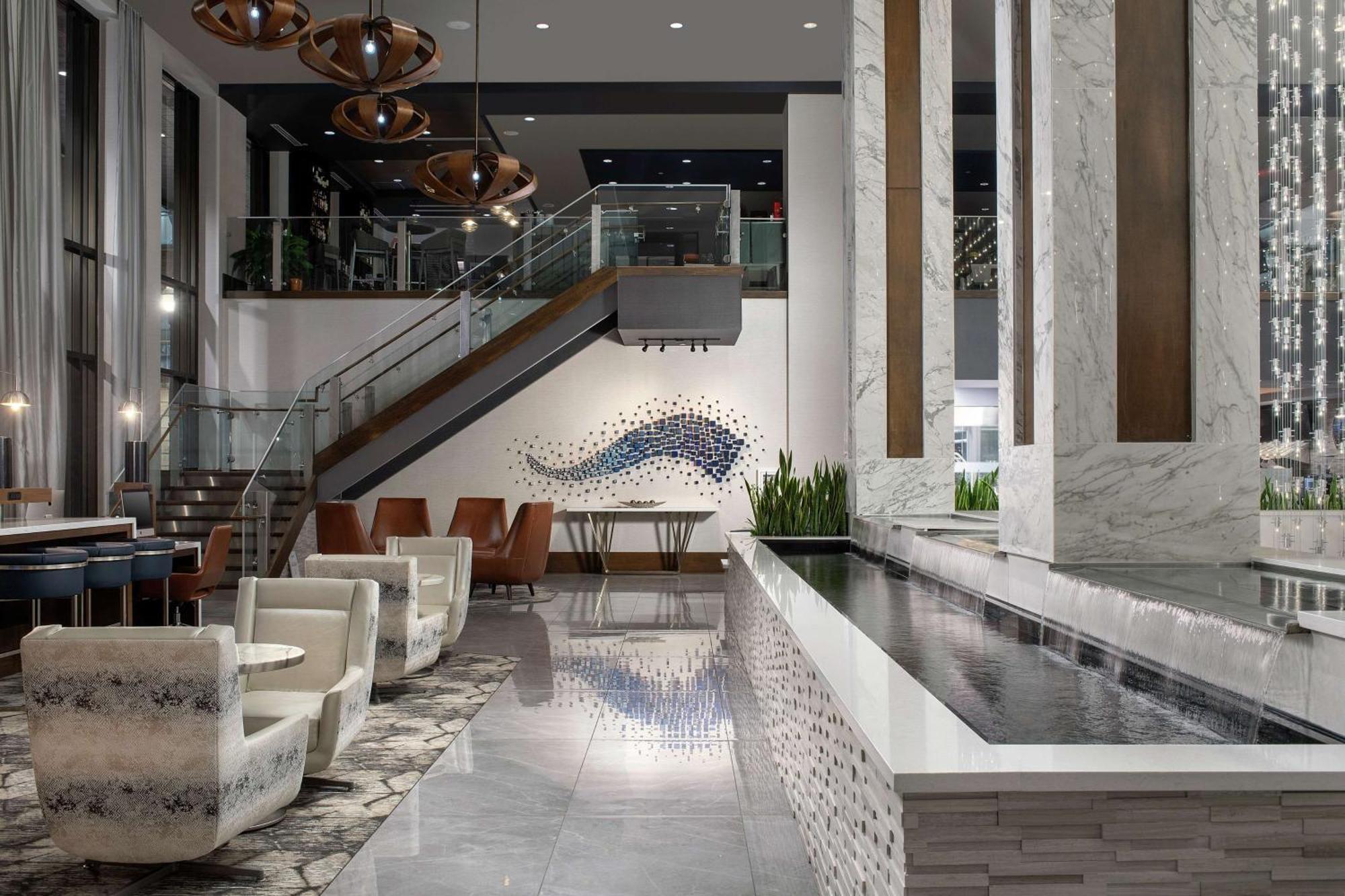 Embassy Suites By Hilton Knoxville Downtown Dış mekan fotoğraf